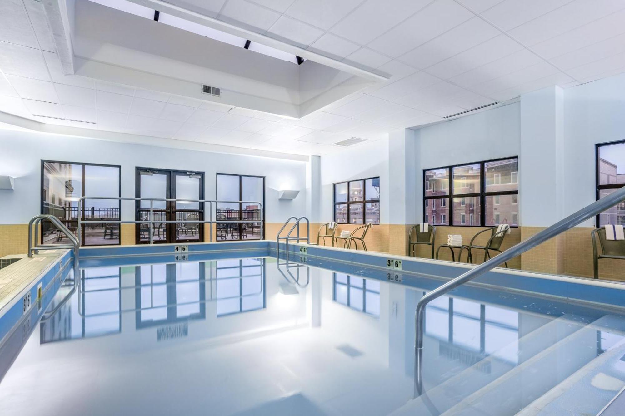 Holiday Inn Lafayette-City Centre By Ihg Extérieur photo